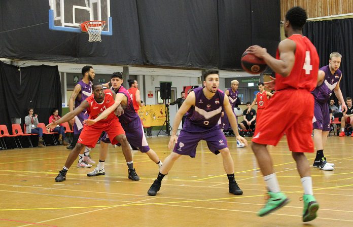 Rockets take on rivals Kestrels in play-off quarter-finals
