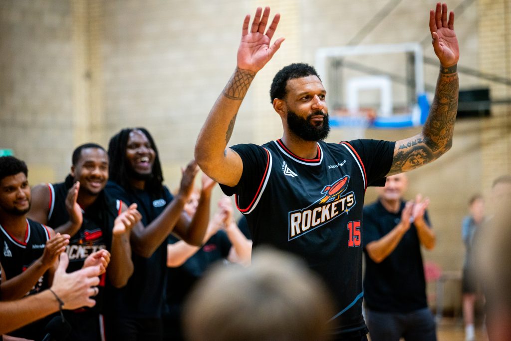 Rockets open season with commanding 80-54 win over London Cavaliers